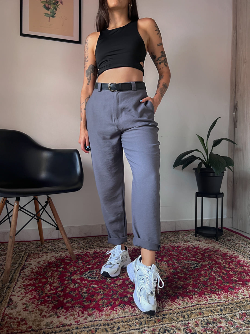 Pant esencial gris