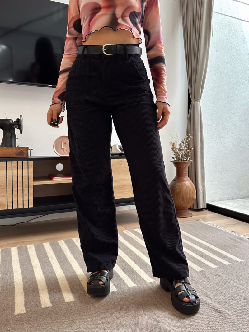 Selena negro corduroy
