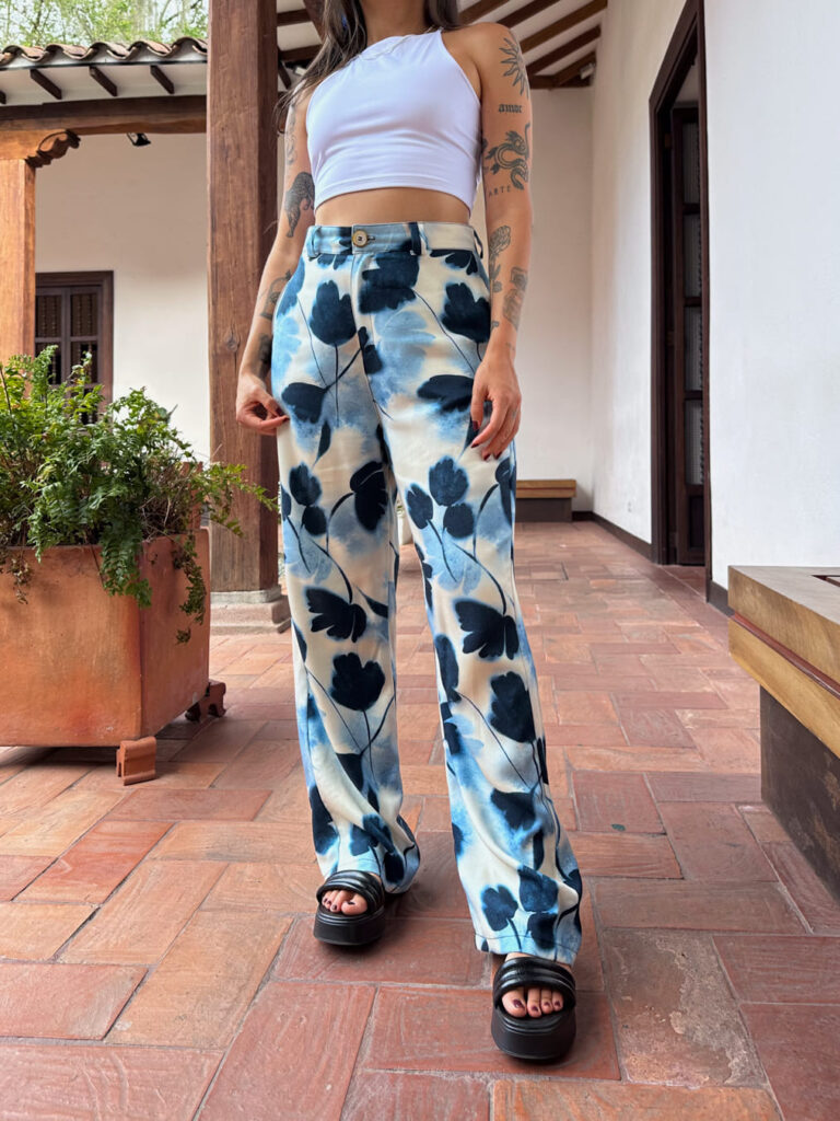 Pant flores azules