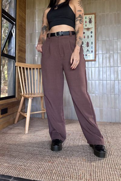 Pantalón clásico bota ancha café